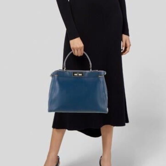 Authentic Fendi Peekaboo Normal Bag Deep Navy Blue - Picture 5 of 14